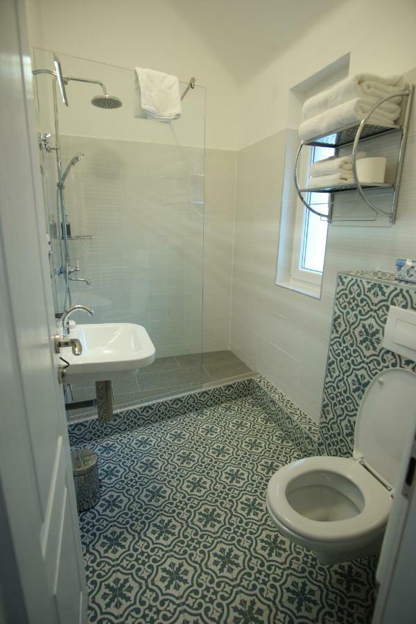 Apartment No.1 *